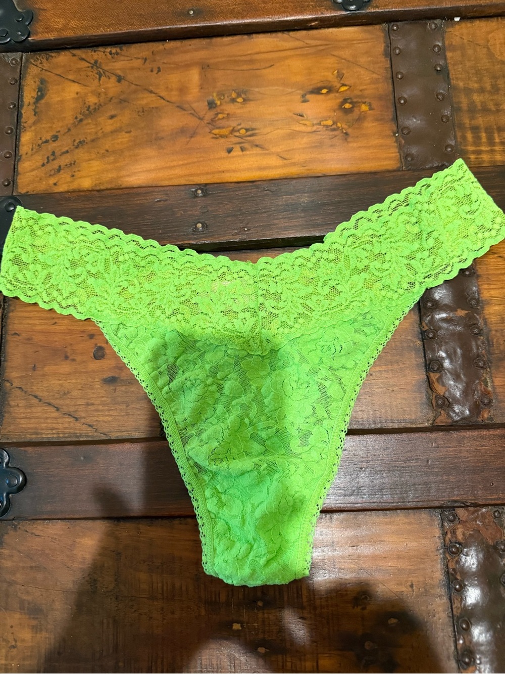 Hanky Panky Neon Lime Lace Panty